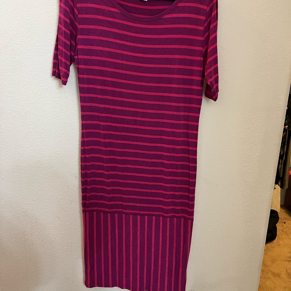 Lula roe Julia size medium